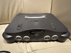 N64 Console Tested With 4 Controllers