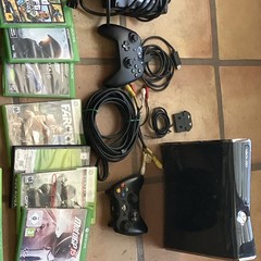Microsoft XBox 360 S Console Model 1439 250gb Kinect Bundle Used With 12 Games