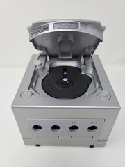 Nintendo GameCube DOL-101 Gaming System SILVER Console 1 Controller Bundle