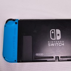 Nintendo Switch Console w/ Dock & Neon Red/Blue Joy-Con, 32GB Wi-Fi 1080p READ