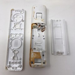 Wii Accessories Remote Controller Pieces – Broken Defective – For Parts / Repair