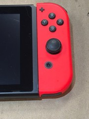 NINTENDO SWITCH HANDHELD: MODEL HAC-001 (-01) RED/BLUE, (B33004746)