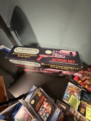 Nintendo NES Action Set Console Complete In Box NES CIB 1985 Orange Zapper