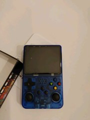 1500 Games Retro Classic R36 / HD 3.5 Inch IPS Screen 64Gb Portable Wi Fi