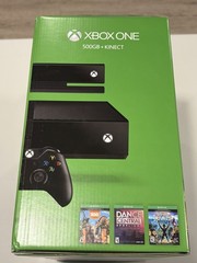 Microsoft Xbox One Console Bundle w/ Kinect, Controllers, Original Box & Inserts