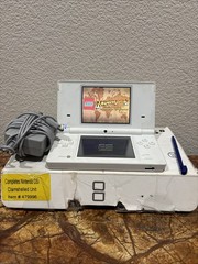 Nintendo DSI WHITE CONSOLE IN BOX WITH CHARGER, STYLUS, And 1 GAME NO SD CARD