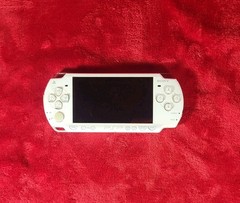 Sony PSP 2001 Star Wars Darth Vader Limited Ed White No Batt or Cover – Tested