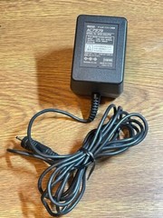 NINTENDO GAMEBOY POCKET AC ADAPTOR MGB 005 JPN 100V