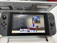 Nintendo Switch Console Bundle w/Gray Joy-Cons with 2 Games And Original Box