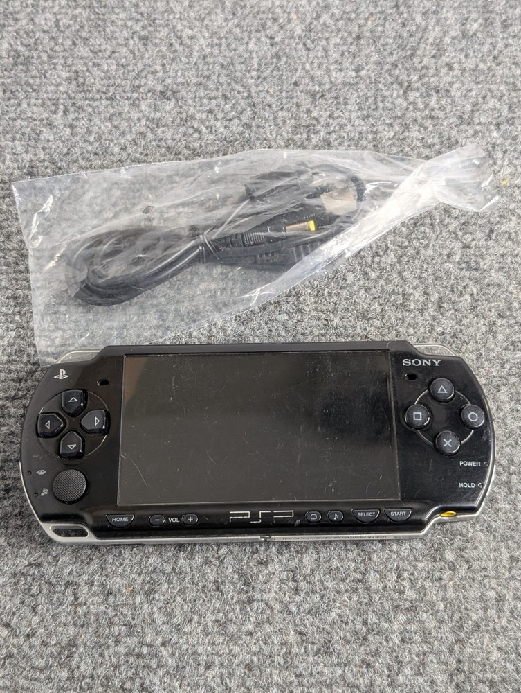 Sony PSP Console Black 2001 Handheld With Charger and Battery Tested & Working