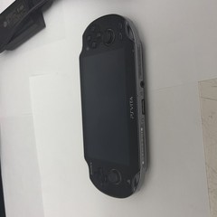 SONY PS VITA HANDHELD – PCH-1001