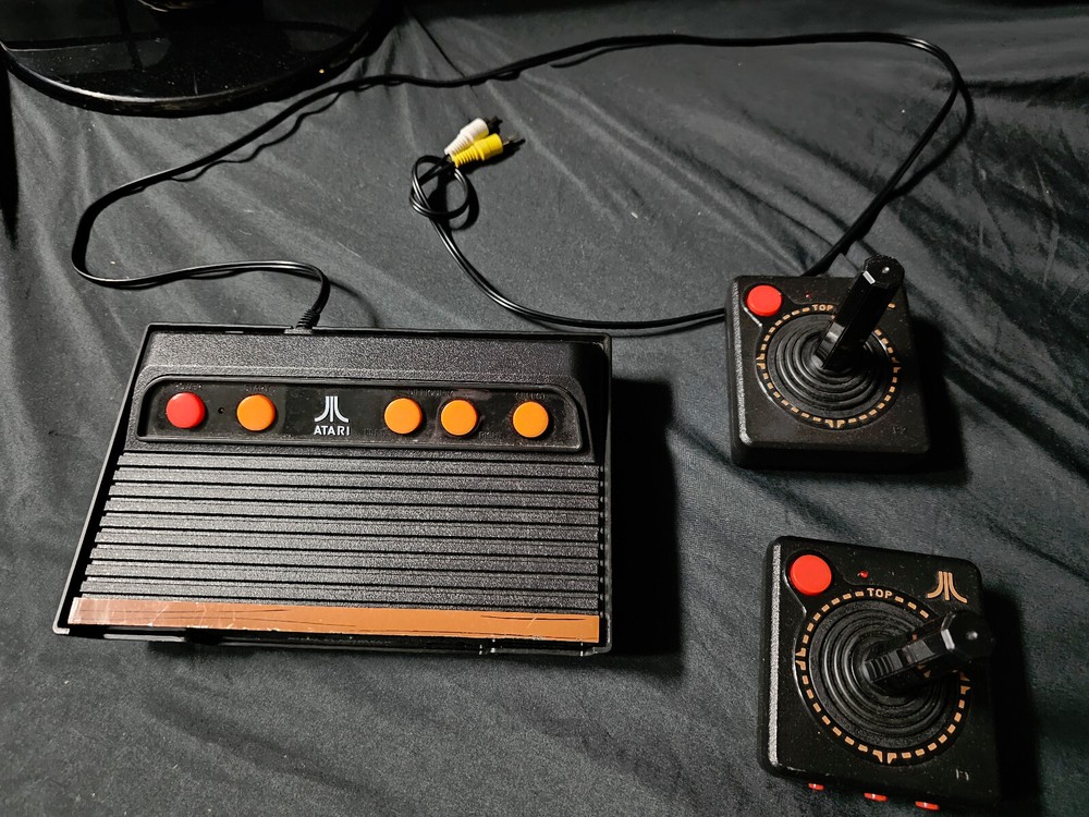 Atari Flashback + 2 Wireless Sticks – No AC Adapter – Untested