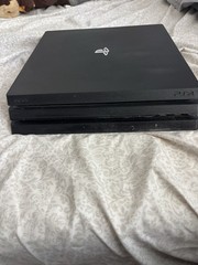 PS4 Pro Console