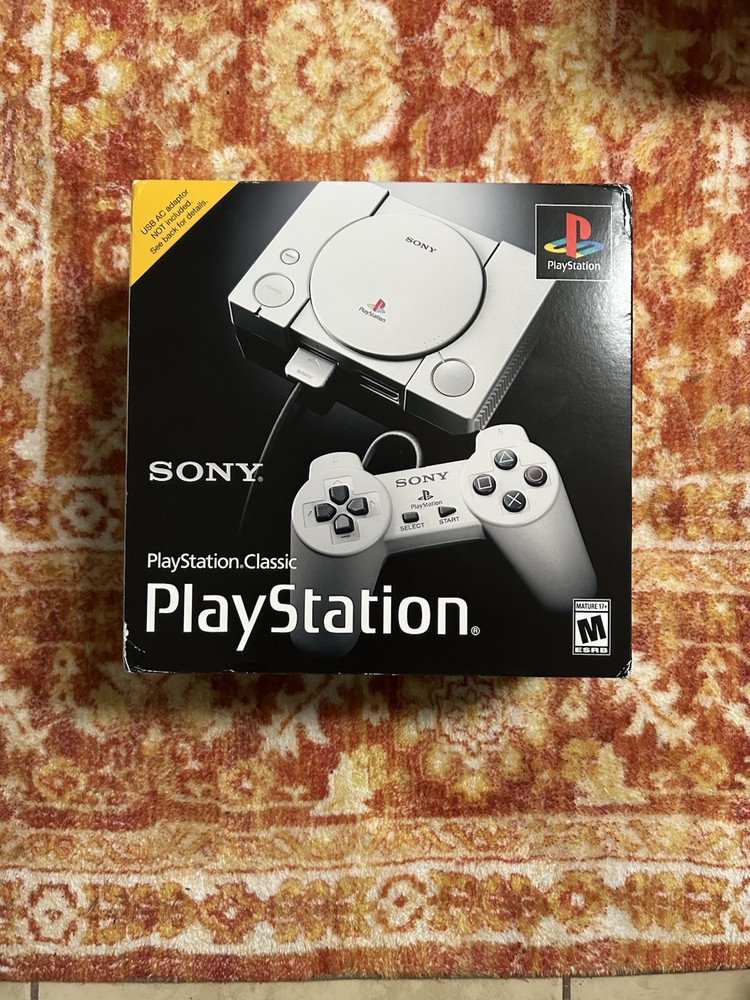 PlayStation Classic Mini Console CIB COMPLETE IN BOX AMAZING CONDITION FAST SHIP