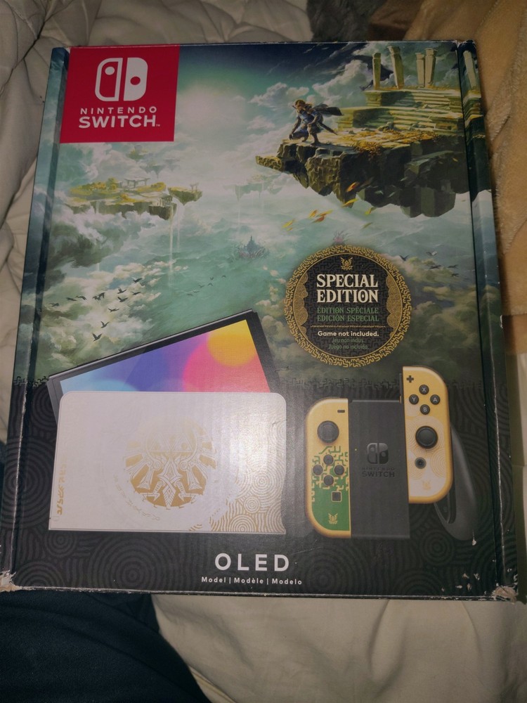 Nintendo Switch OLED Model Special Edition White/Gold Console w/ Joy-Con Dock