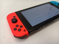 NINTENDO SWITCH HANDHELD – CONSOLE ONLY (P07015942)