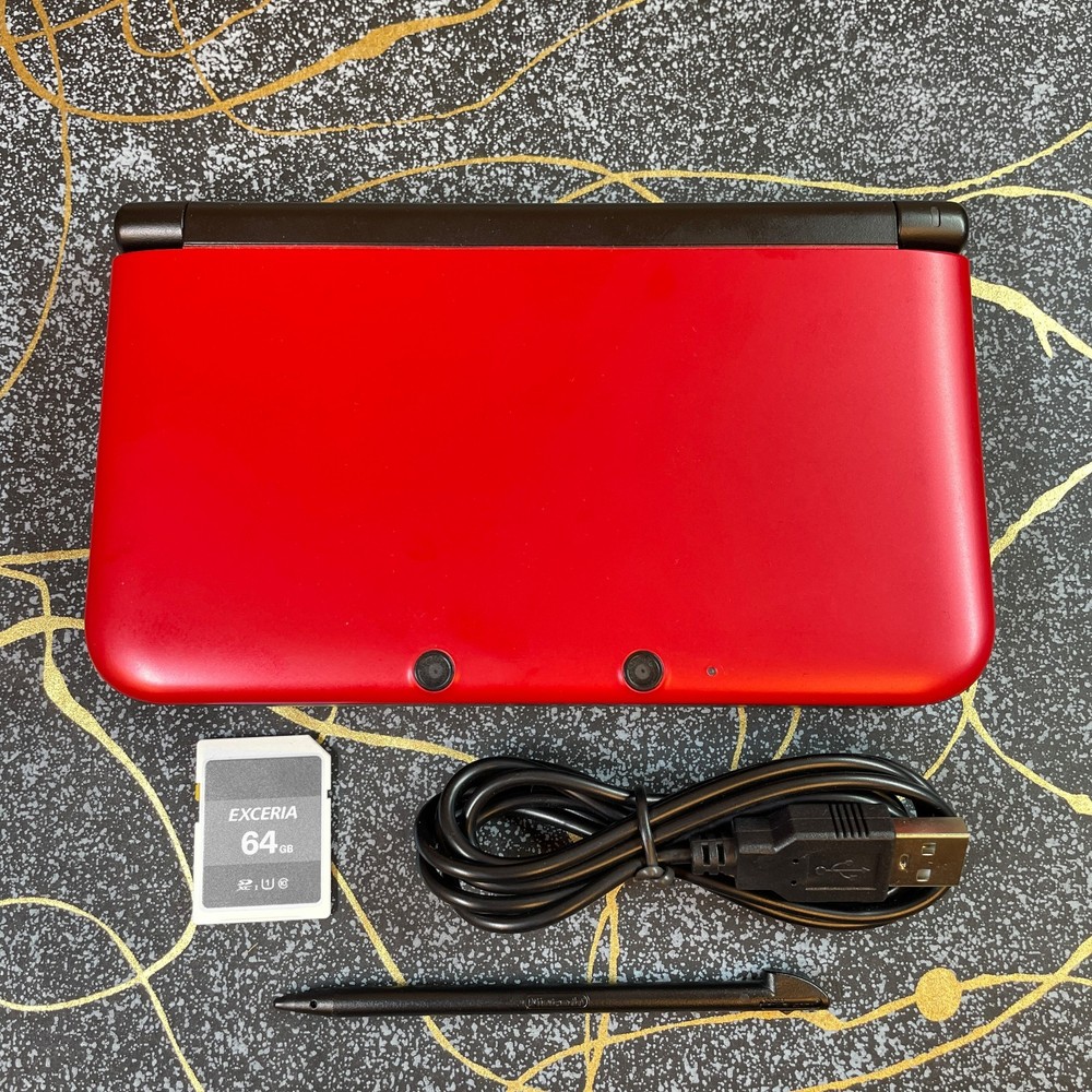 Nintendo 3DS LL XL Console Region Free English Menu 64GB SD Charger Very Good