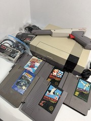 Nintendo NES with GAMES! SEE DESCRIPTION! Mario Bros