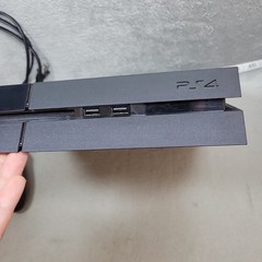 Sony PS4 500GB Console CUH-1115A w 2 Controllers, 1 Drift Issue – Original Owner