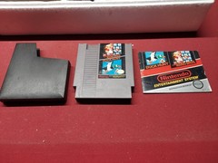 Nintendo NES Action Set Console System Tested Working Controllers Zapper Mario