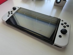 Nintendo Switch OLED (HEG-001) Handheld Console – 64GB – White (Japan Model)