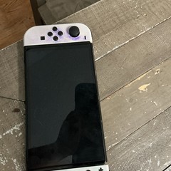 Nintendo Switch Console White Joy-Con Wi-Fi Capability Handheld System