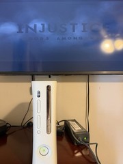 Microsoft Xbox 360 Pro System Bundle 60GB White Console
