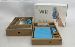 Nintendo Wii RVL-101(USA) Video Game Console Bundle with Box – Blue – Tested