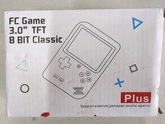 FC Game 3.0″ TFT 8-Bit Classic Handheld Console Red + Gamepad
