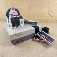 Nintendo NES Console Bundle 2 Controllers New Pin Connector Tested Clean