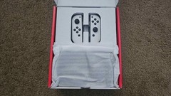 Nintendo Switch™ – OLED Model White set w / 128 GB Micro SD Card
