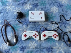 Retro bit Super Retro-Cade Home Console 90+ Games White Red HDMI USB Controllers