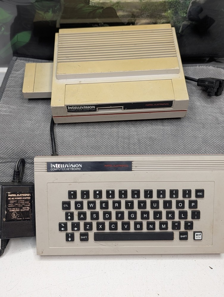 Mattel 4182 Intellivision Computer Module Console Game System Keyboard Power