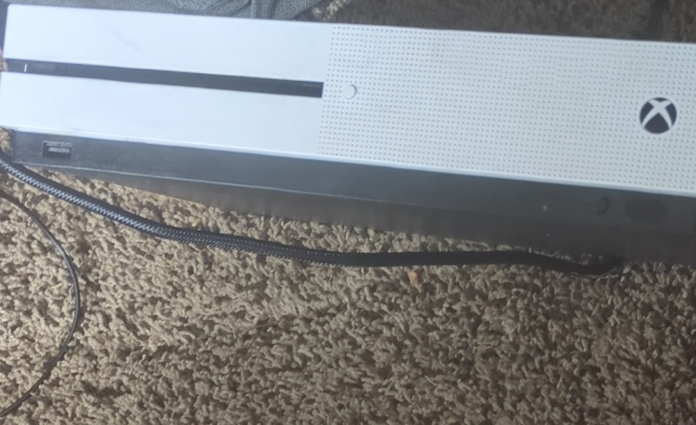 Microsoft Xbox One S Home Console White HDMI Blu-Ray Compatible