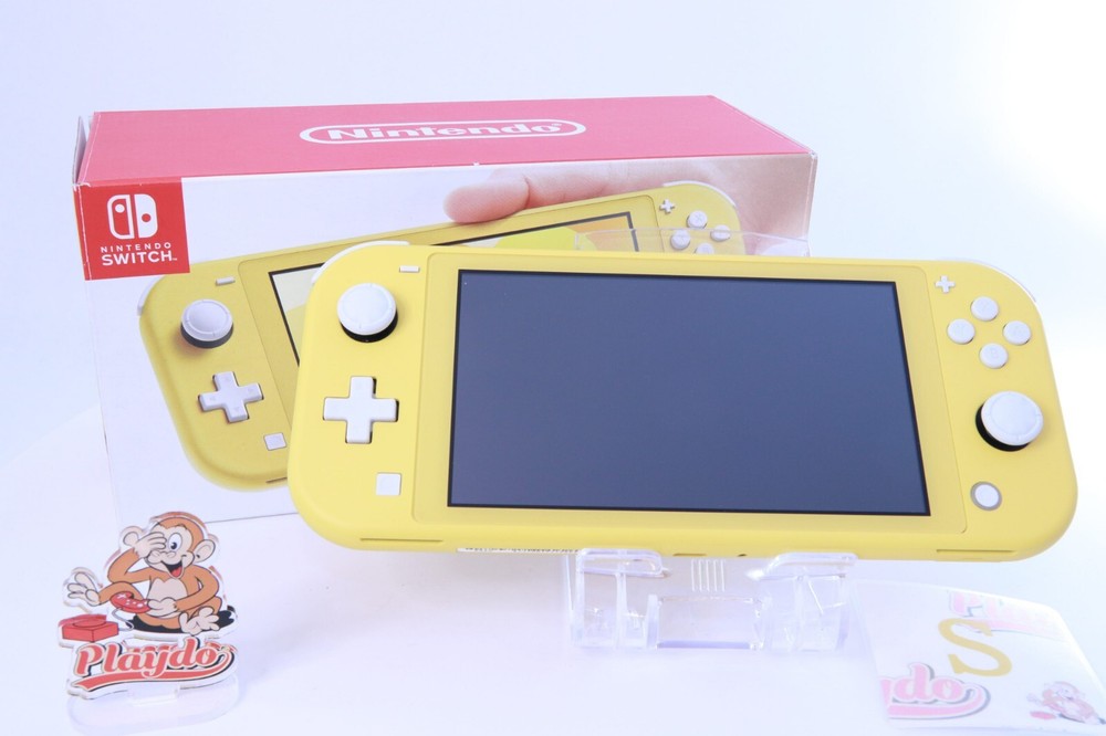 Nintendo Switch Lite Yellow [Rank :S] W/USB cable【 Region Free 】