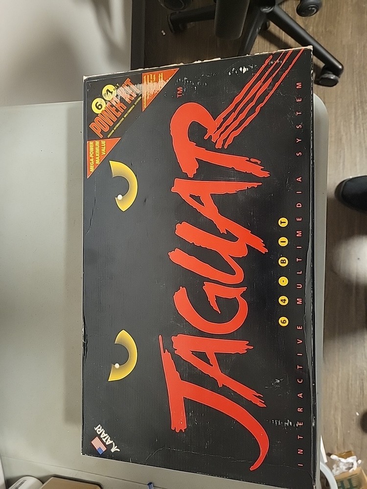 ATARI 64-BIT JAGUAR CONSOLE, CIB