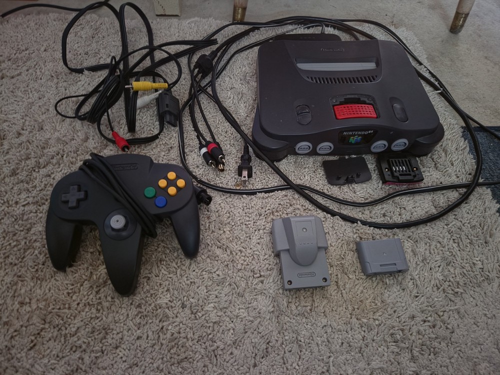Nintendo 64 N64 with Expansion Pack, Controller, S-Video cable, Mem Card, Rumble