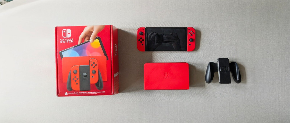 Nintendo Switch (OLED Model) HEG-001 Mario Red Edition 64GB Console