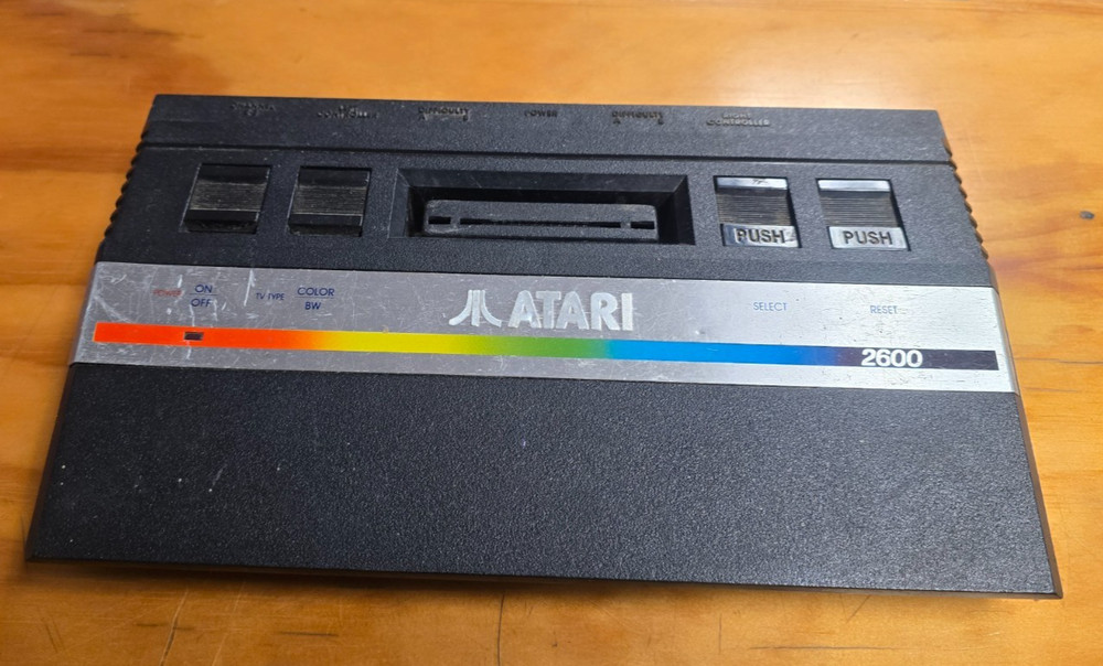 Atari 2600 Jr Console – Black *CONSOLE ONLY – UNTESTED/FOR PARTS*