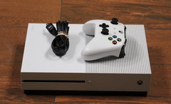 (RI3) Microsoft Xbox One S 500GB Video Game Console – White