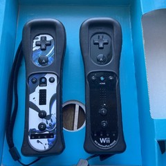 Nintendo Wii Red Console cib Bundle Nice! 4 Games see description