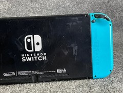Nintendo Switch 32GB 1080p Console w/ Neon Red and amp; Blue Joy-Cons in Box