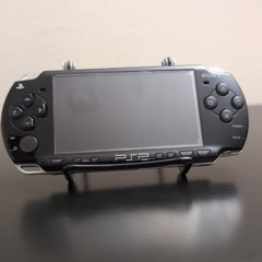 Sony PlayStation PSP-2001 Black with AC adaptor, 8gb memory card, no battery