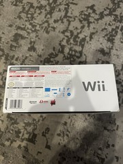 Nintendo Wii White Home Console Bundle w/ Wii Sports bundle