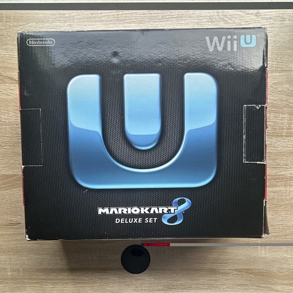 Nintendo Wii U Mario Kart 8 Deluxe Set 32GB Black GamePad HDMI Wi-Fi