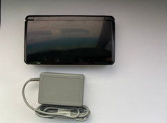 Nintendo 3DS Black Console w/ Charger Mario Kart 7 New Super Mario Bros 2