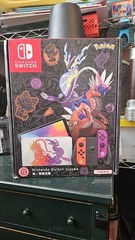Nintendo Switch OLED Pokémon Scarlett And Violet Edition. Region free.