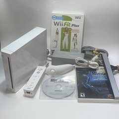 Nintendo Wii Console Gamecube Compatible W/ Controller & 3 Games Tested