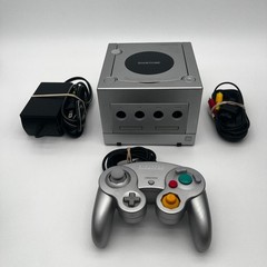 Nintendo GameCube Silver Console System with Controller Power and Display