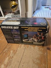 Nintendo Entertainment System Deluxe Set R.O.B. Robot, Zapper, Duck Hunt